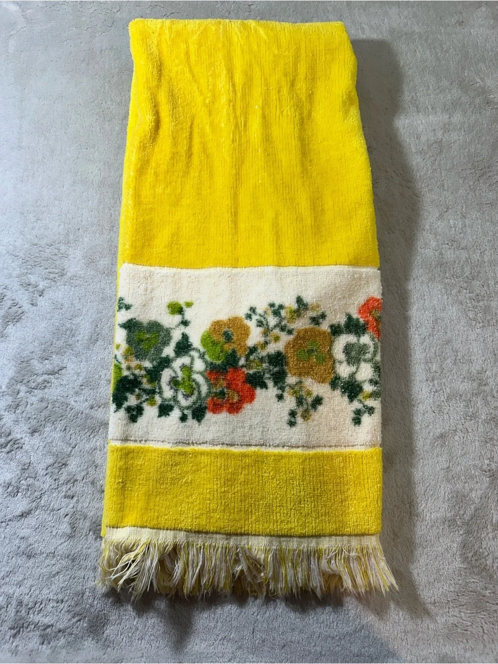Vintage MCM Floral Fringed Cotton Towel 21x42